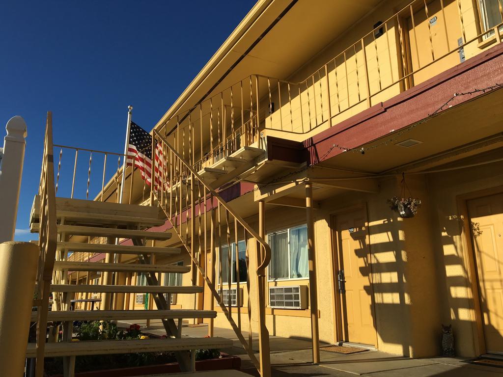 Sunnyside Travel Inn المظهر الخارجي الصورة